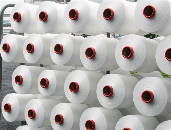 raw white Polyester yarn